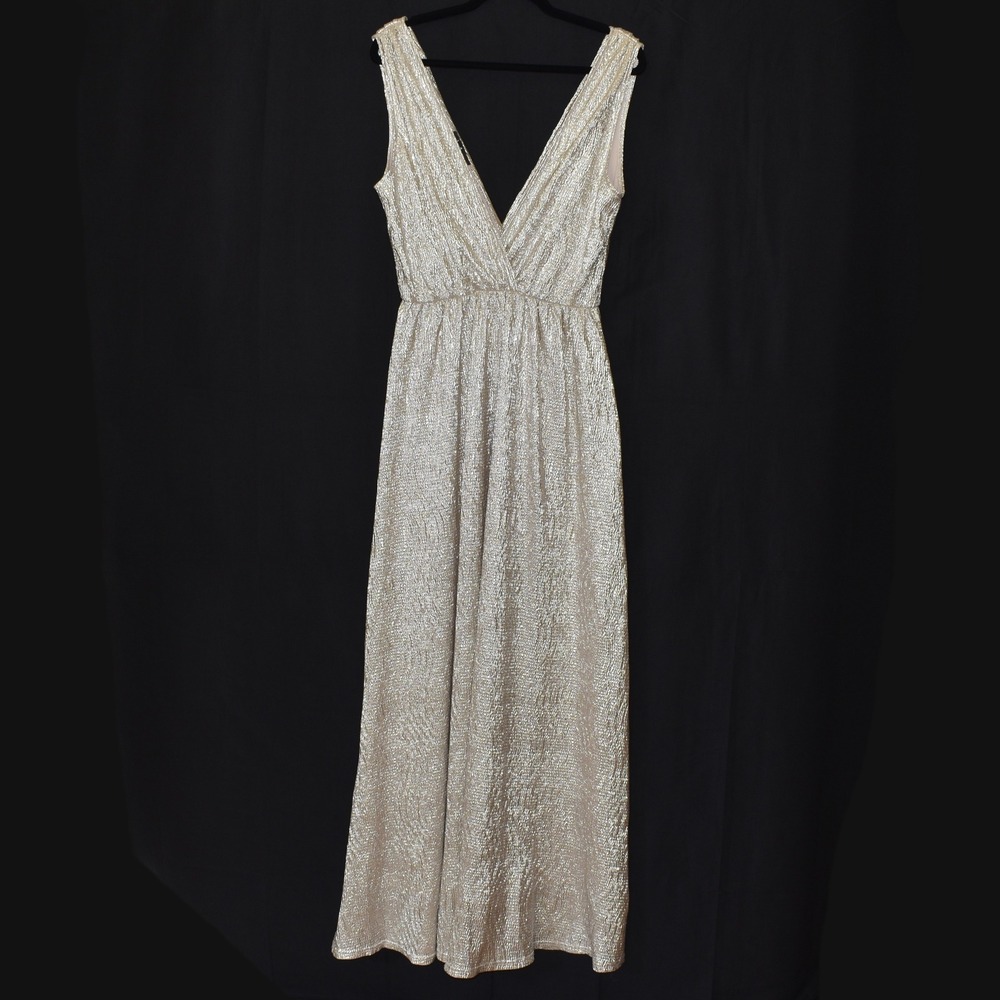 Lulus Metallic Gold V Neck Sleeveless Maxi Dress AD4563LU Large